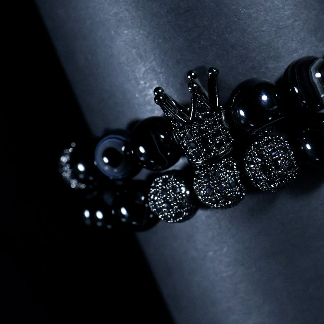 Black Crown Onyx Bracelet