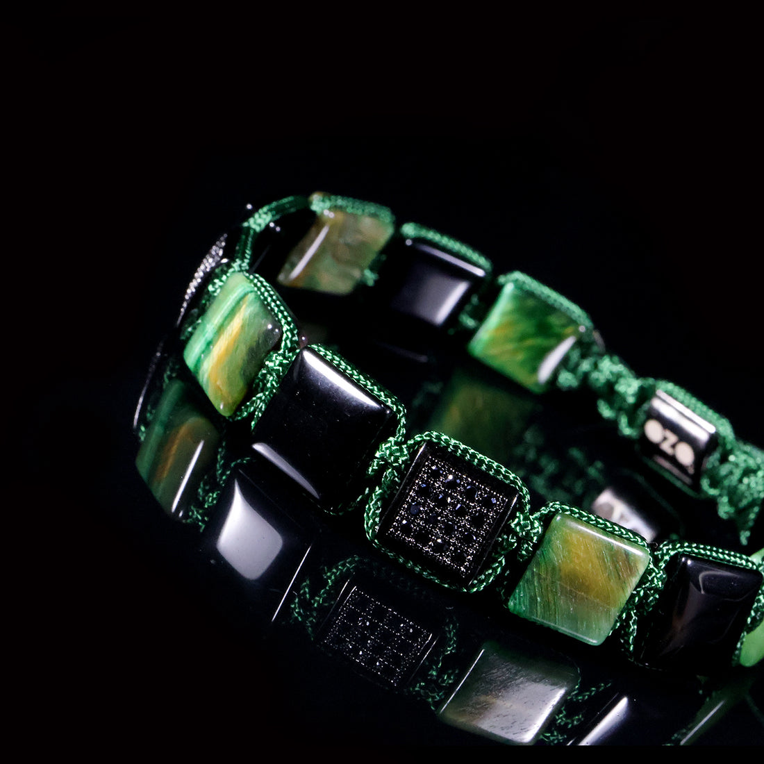 OZO Square Green Tiger Eye & Onyx Macramé Bracelet