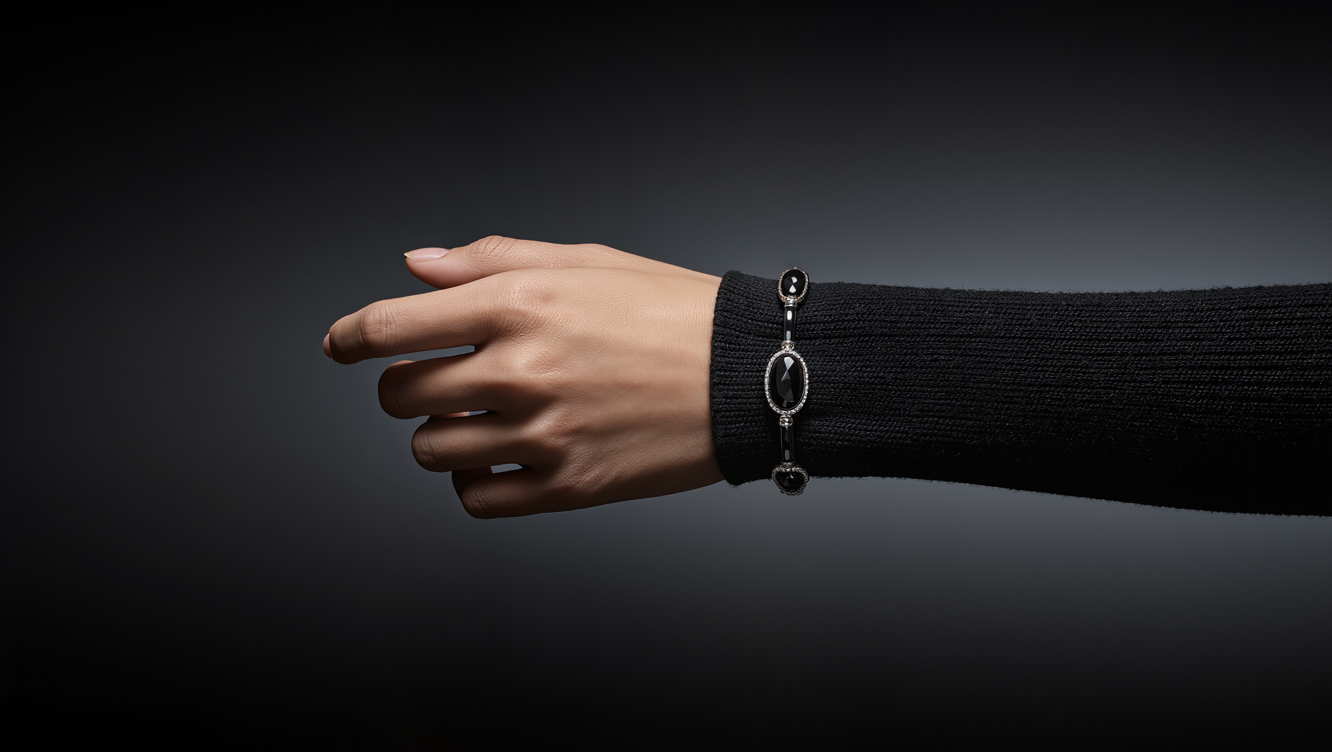 slider image slider_item_DW4zi7